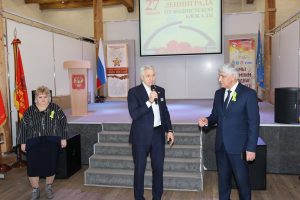 Астраханские патриоты приняли участие в тематическом мероприятии и открытии новой выставки «Живет Победа в поколениях…»